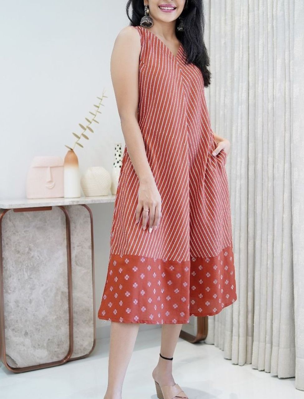 Elegant Designed Midi Dress