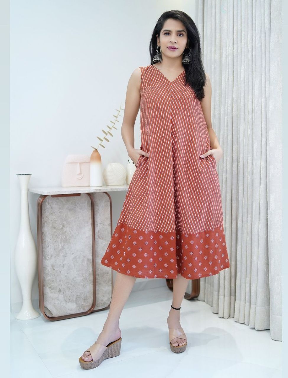 Elegant Designed Midi Dress