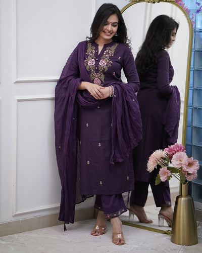 Heavy embroidery design kurta set