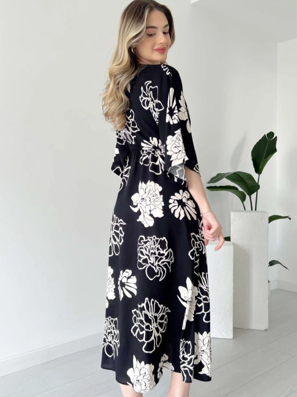 Stylish Floral Printed Midi Dress