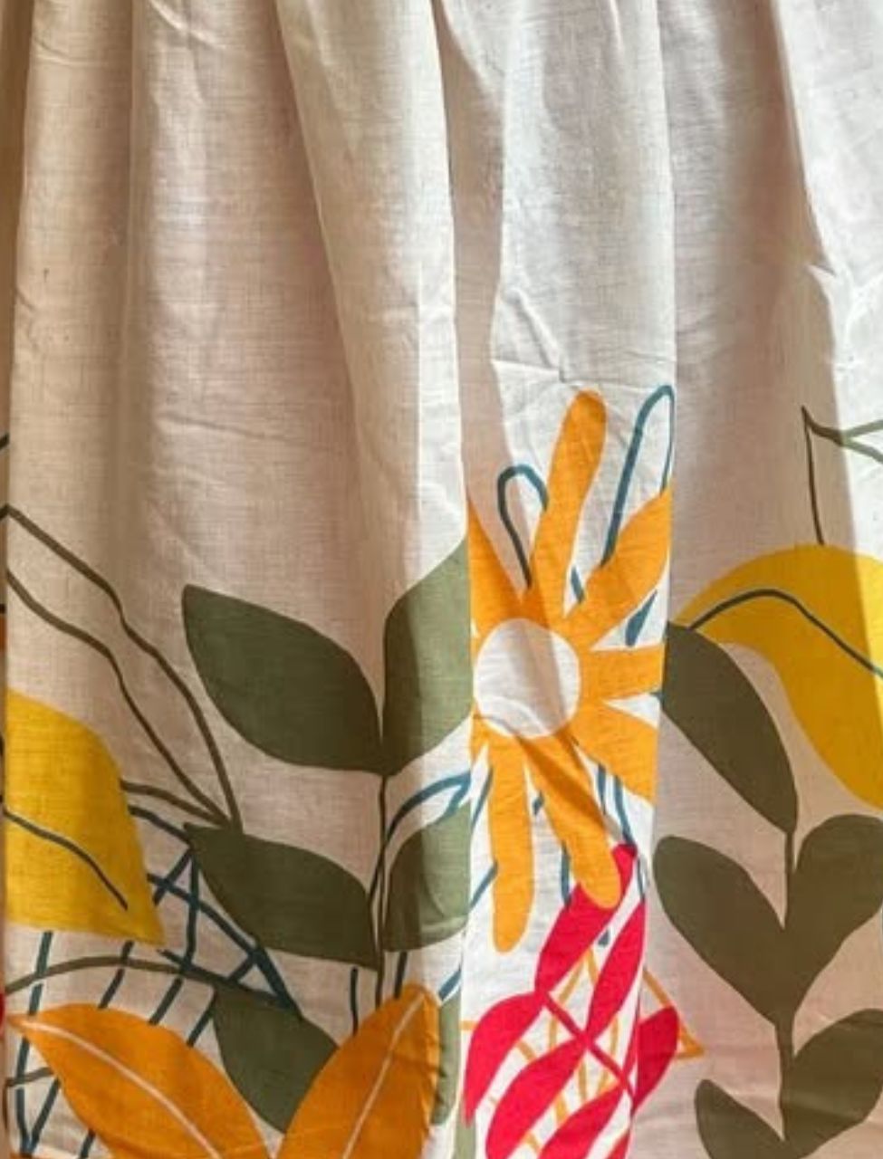 Elegant Floral Designed Midi Dress