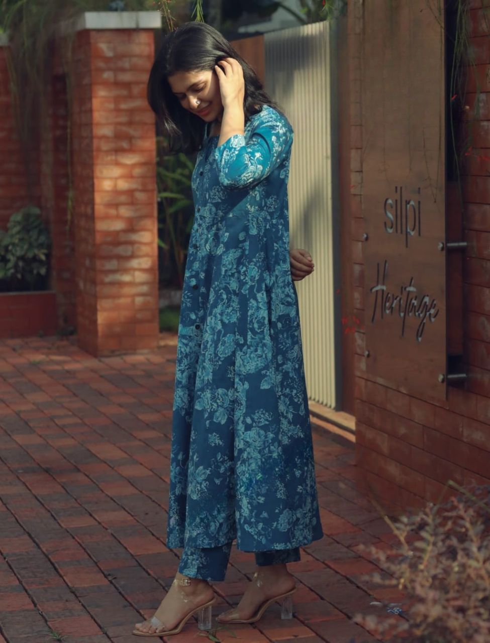 Elegant Blue Floral Printed Co-ord Set
