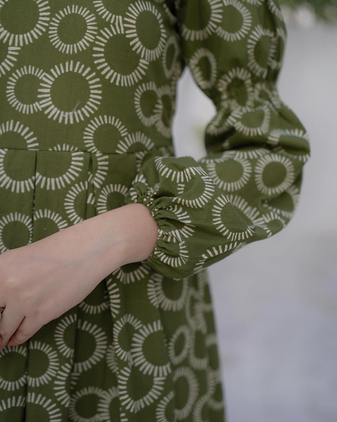 Elegant Green Printed Midi Dress