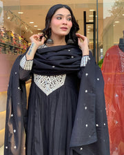 Beautiful kurta with pant dupatta set