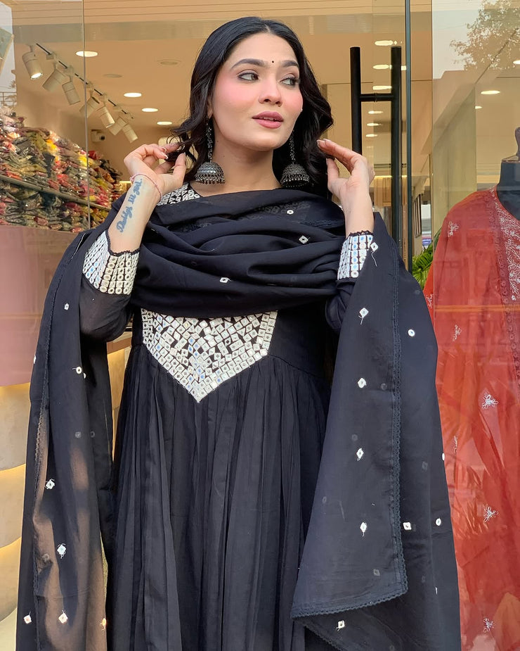 Beautiful kurta with pant dupatta set