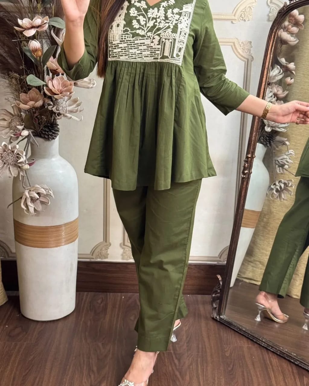 Elegant Trendy Designed Co-ord Set