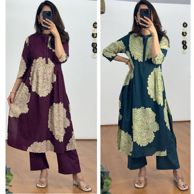 Floral printed kurta with pintex and &nbsp;detailing on neckline with pants