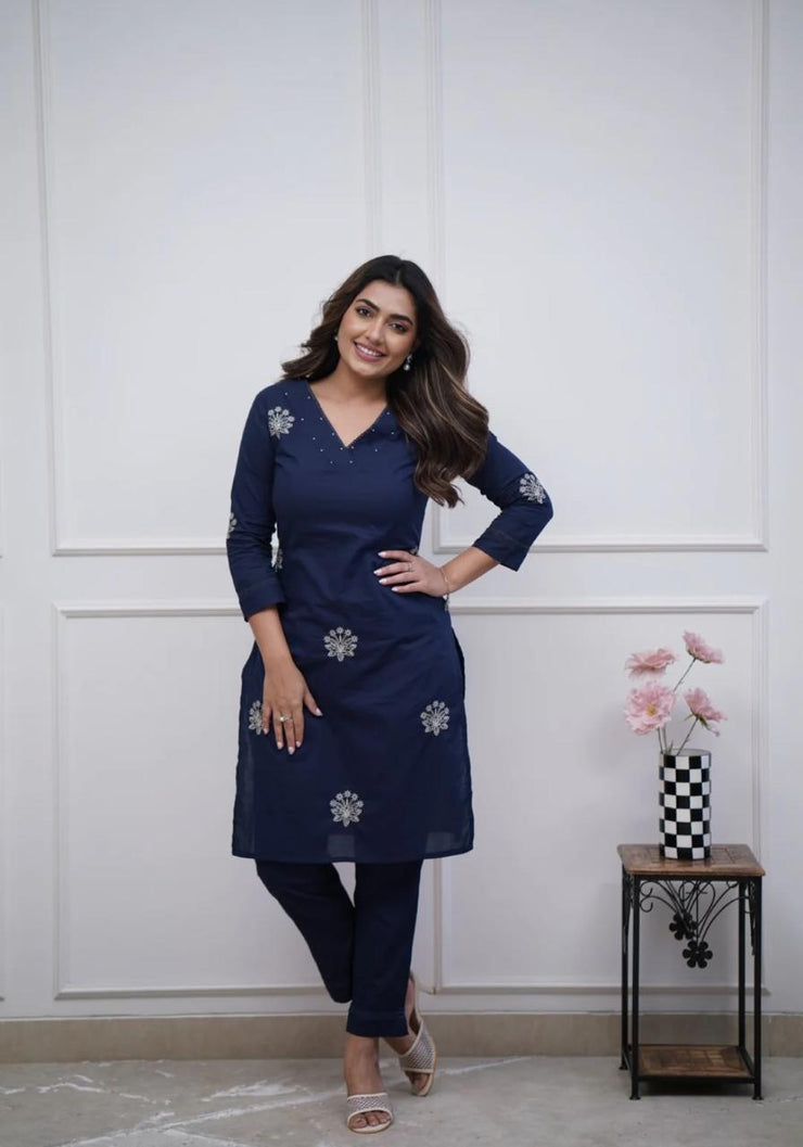 classy kurti embroidery Co-ord Set